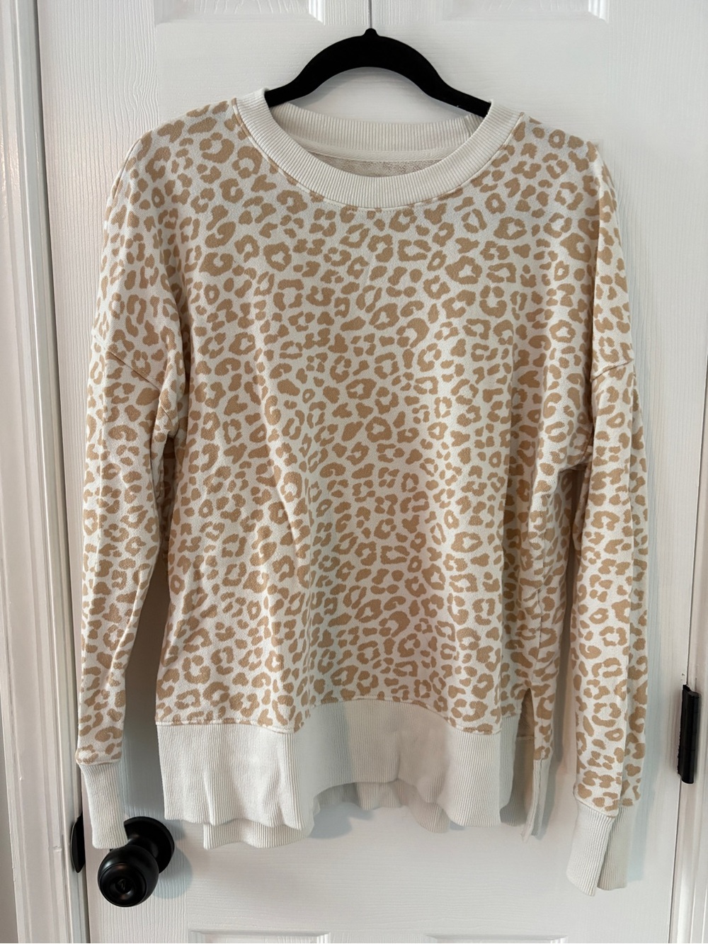Time and Tru Beige and Cream Leopard Print Pullover